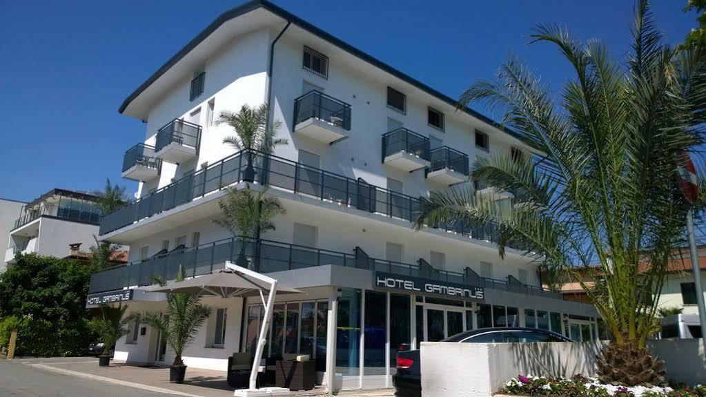 Hotel Gambrinus Lignano Sabbiadoro Exterior photo